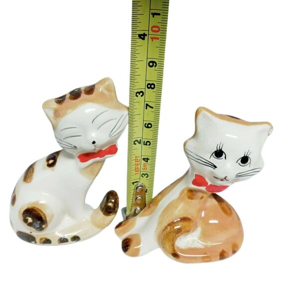 Vintage Whimsical Cat Figurines Tabby Calico Bow Tie Kitty Pair Ceramic Decor - Picture 8 of 11